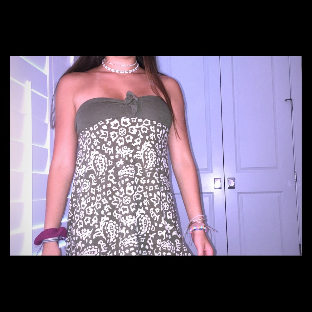 Cute sleeveless top !